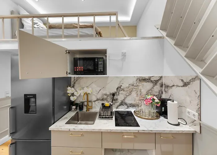 Modernes Mit Schlafebene Nahe Ku Damm * Berlin