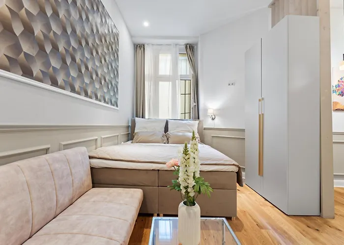 Modernes Mit Schlafebene Nahe Ku Damm Apartment Berlin